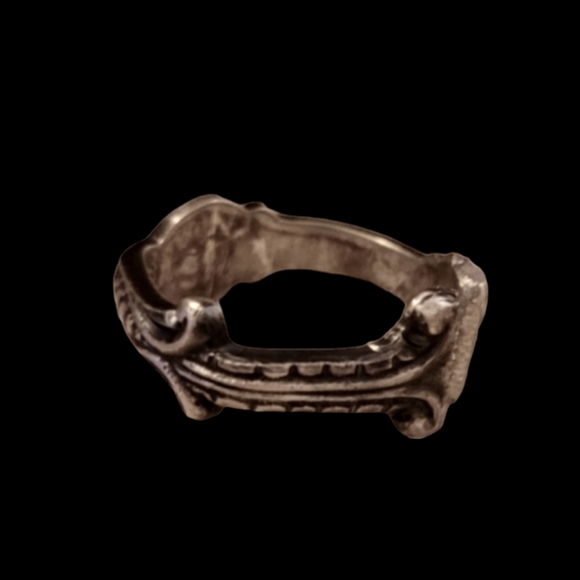 Cute Size 4 Hand Forged Vintage Spoon Ring - Picture 3 of 8